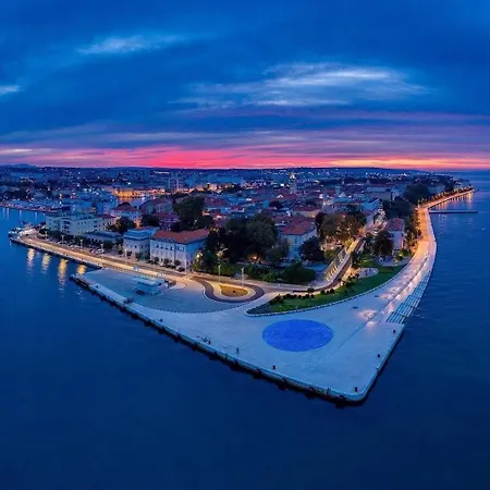 Platea Magna Lux Apartament